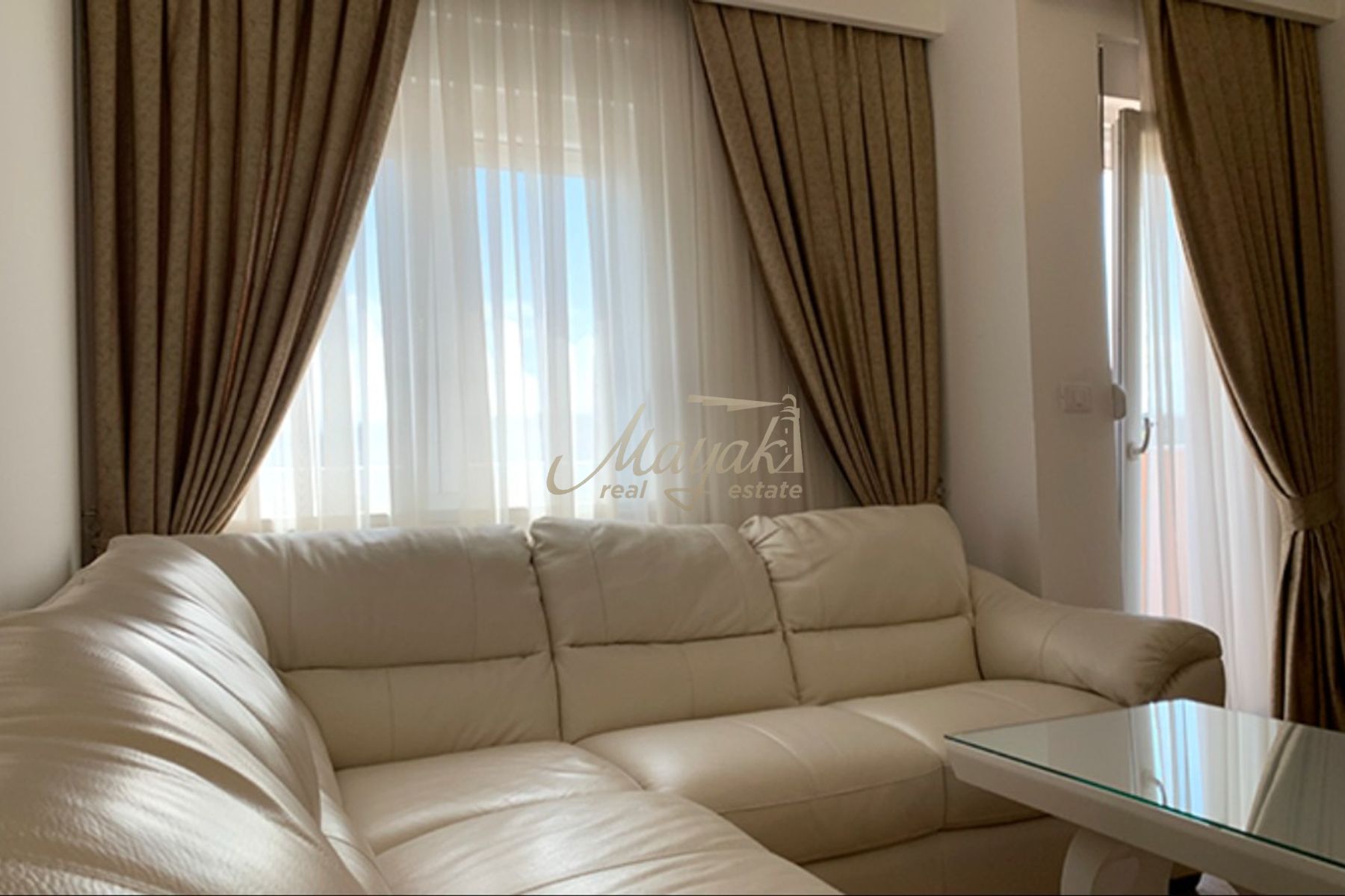 One-Bedroom Apartment in Downtown Podgorica