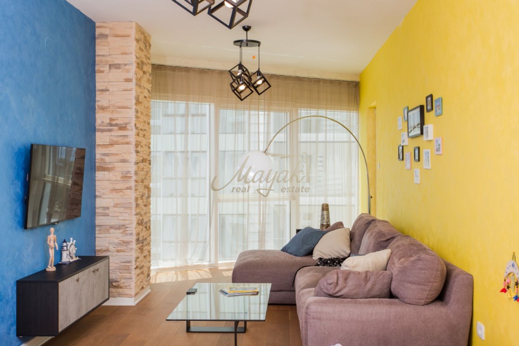 Three-Bedroom Waterfront Apartment in Bečići