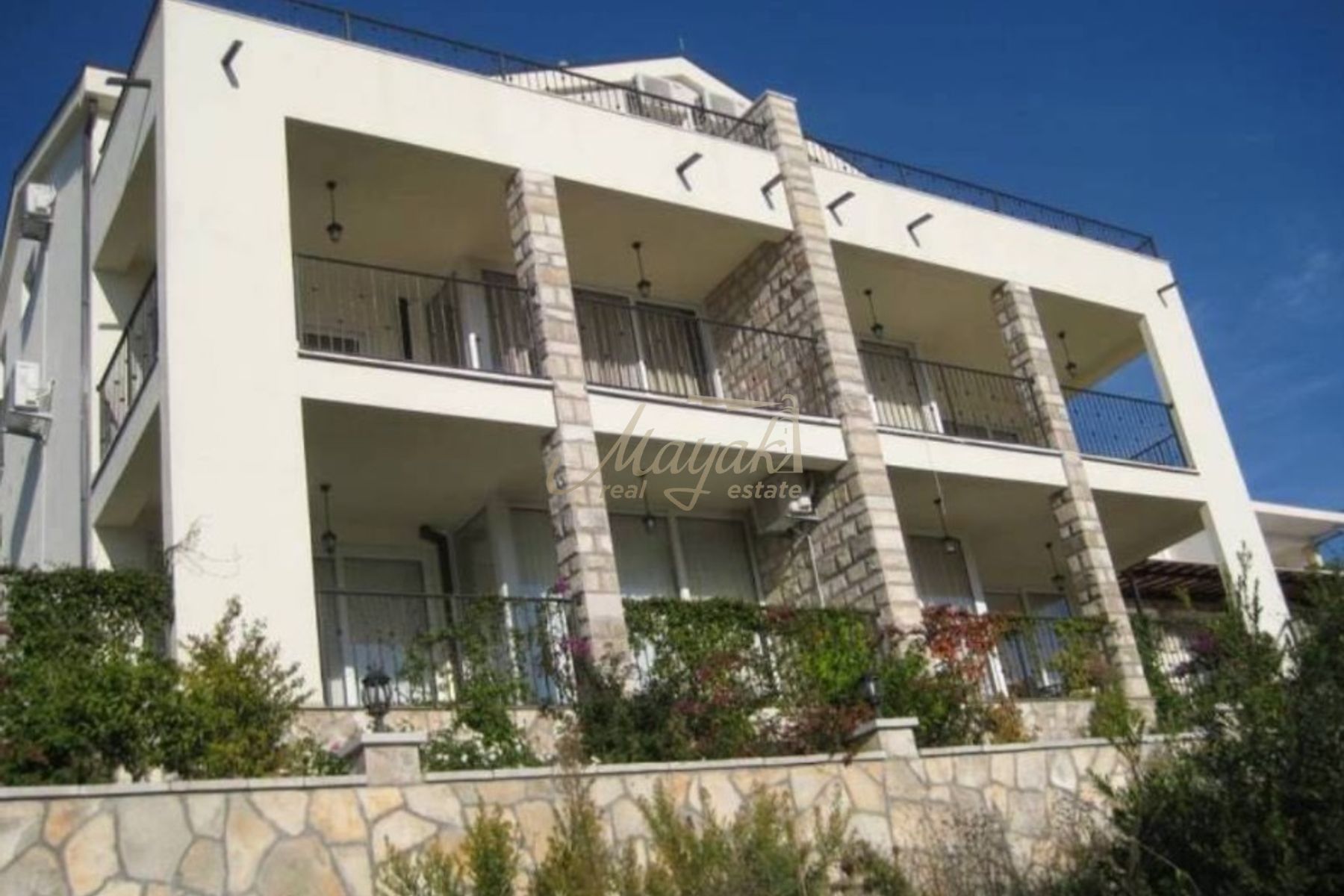 Two-Bedroom Apartment in Kotor Bay, Orahovac