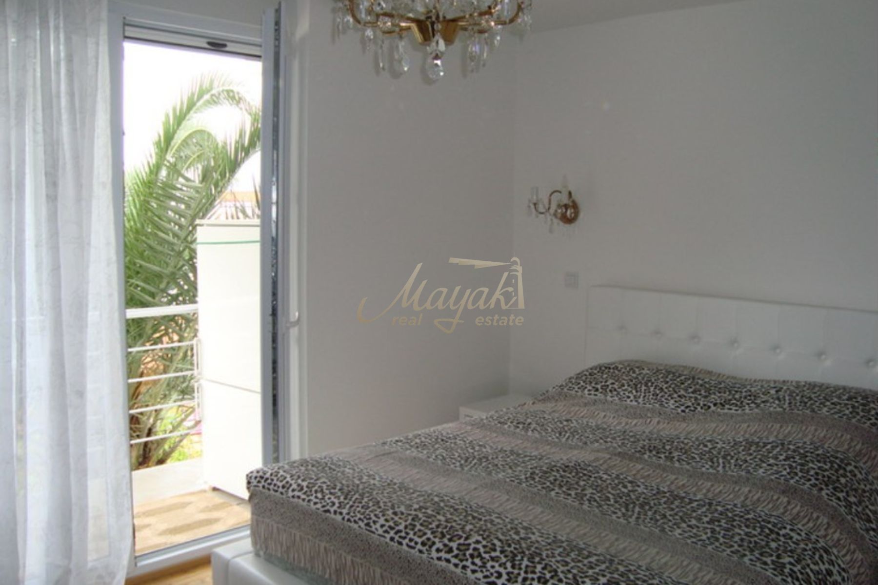 Four-Bedroom House on the Lustica Peninsula