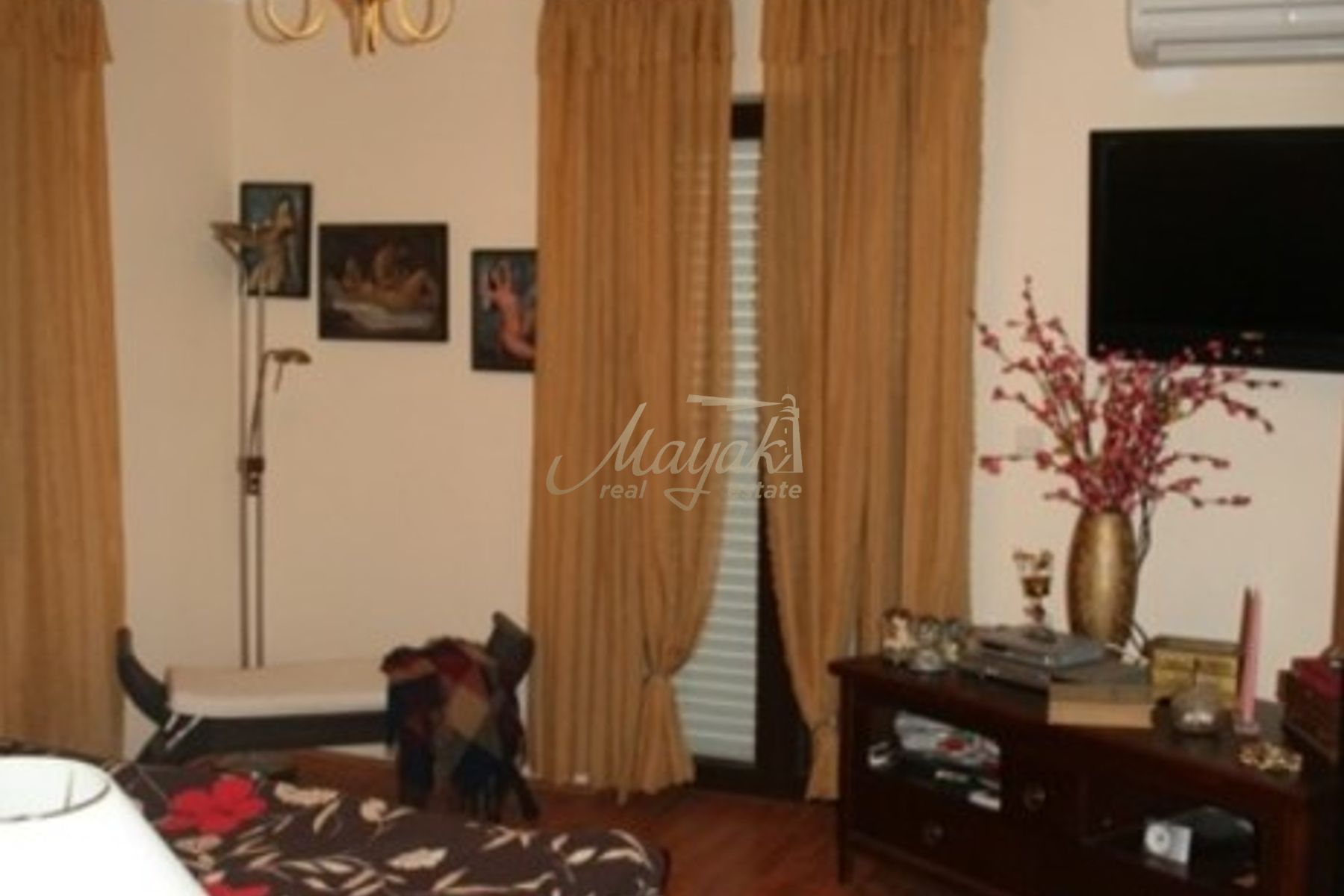 Four-Bedroom Villa in Orahovac, Kotor Bay
