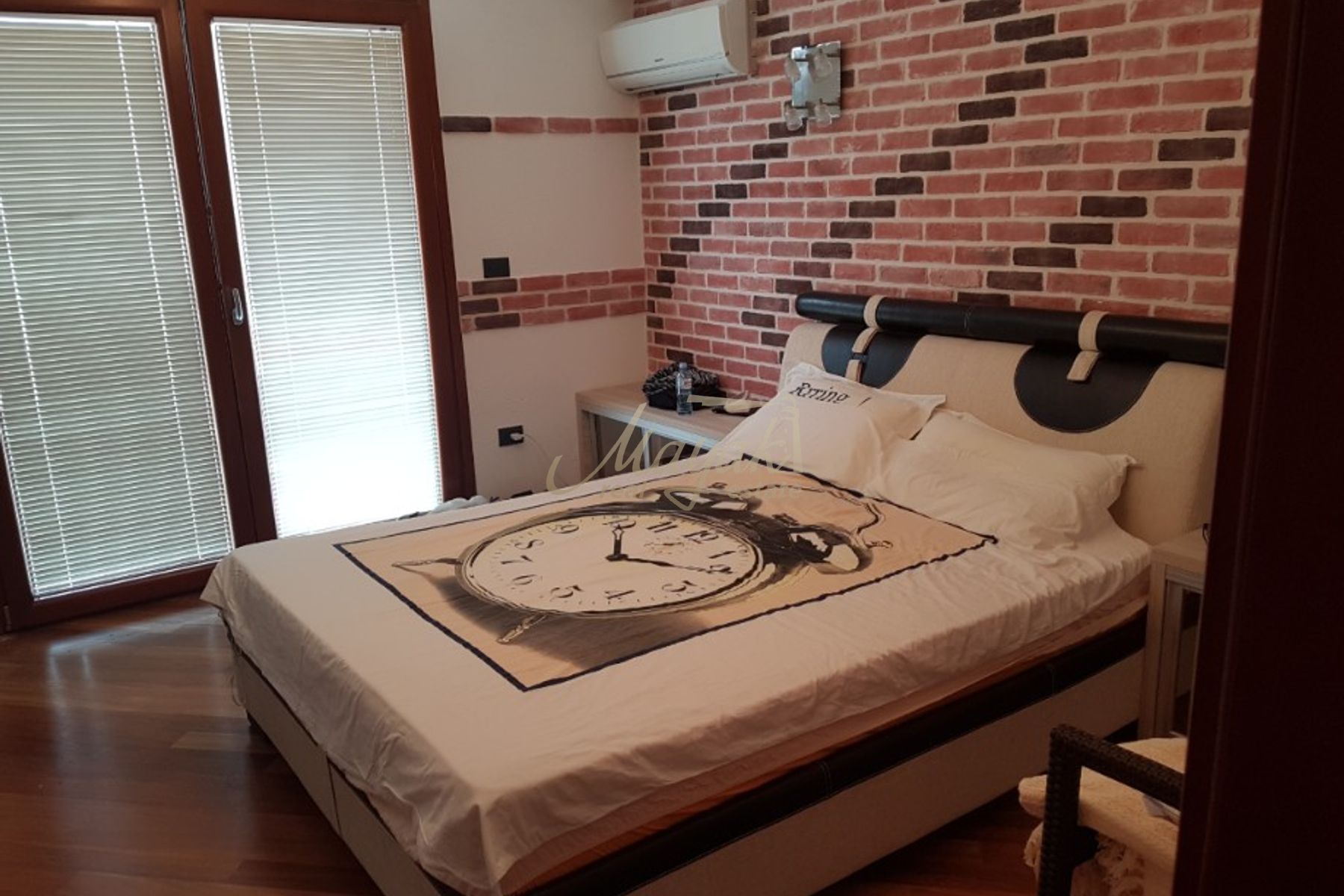 Four-Bedroom Duplex Apartment in Rafailovici