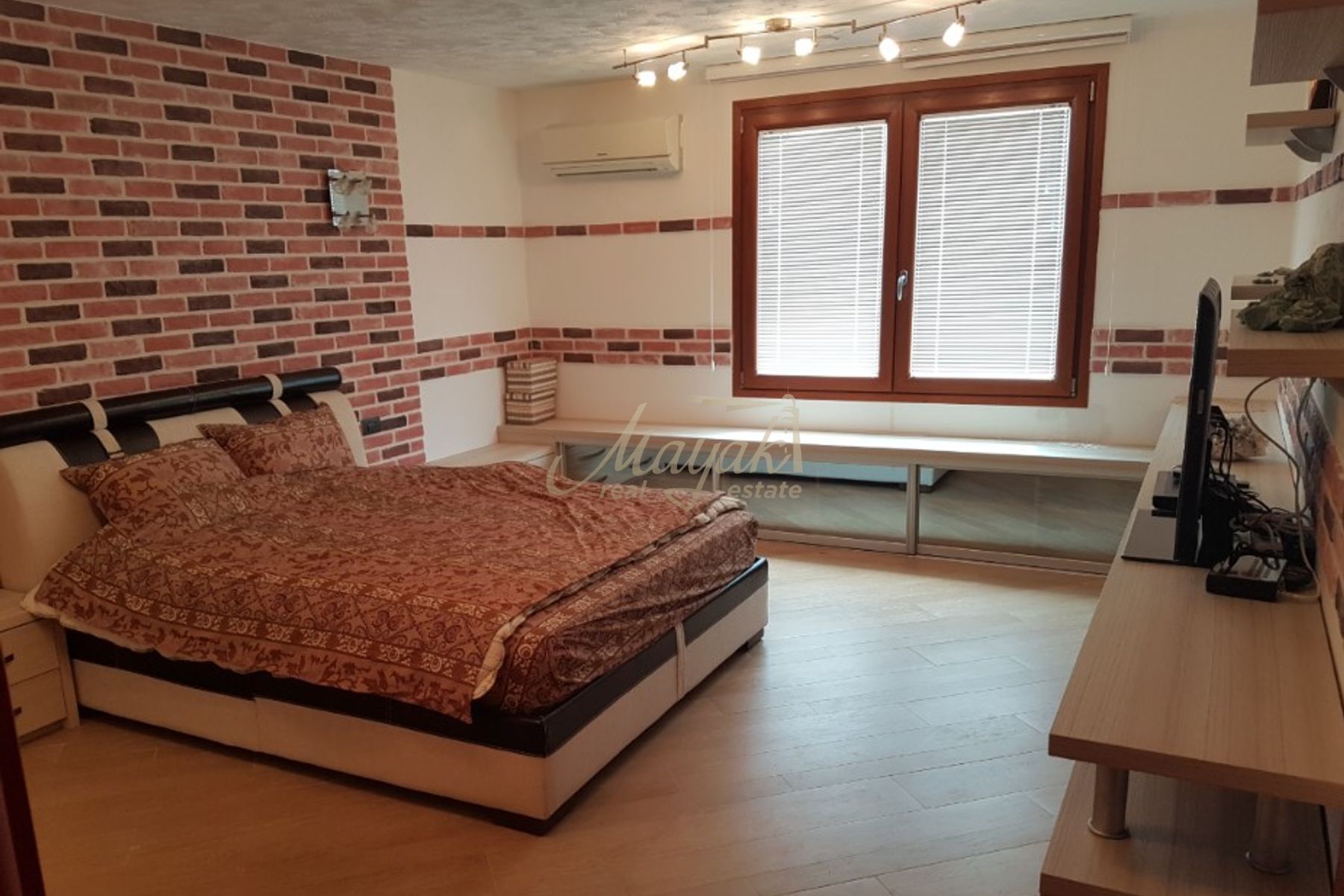 Four-Bedroom Panoramic Penthouse in Rafailovici