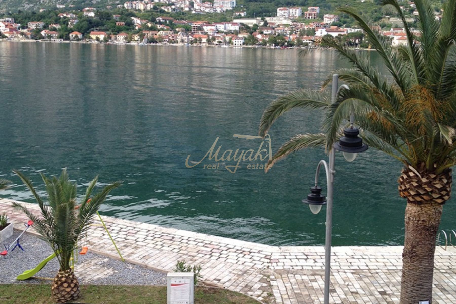 Five-Bedroom House on the Kotor Bay Waterfront