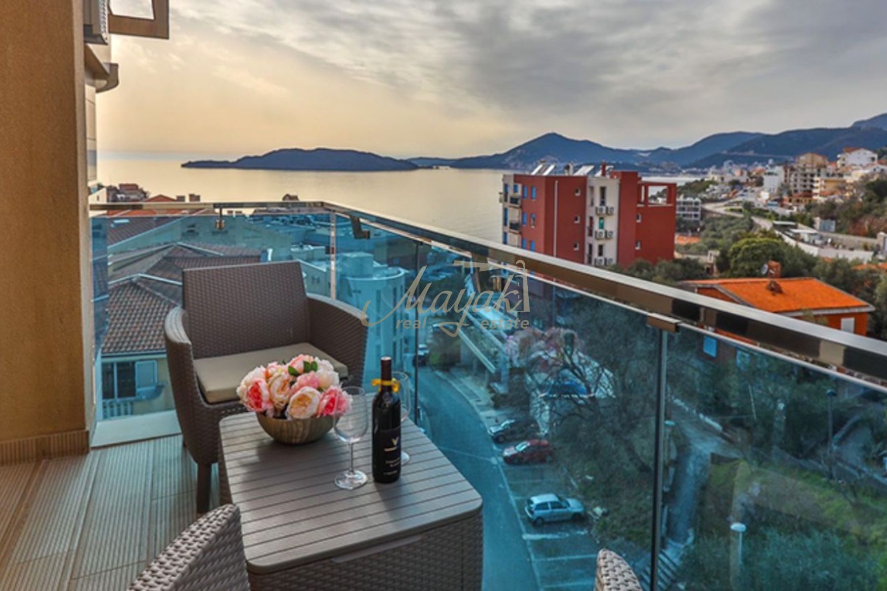 Three-Bedroom Penthouse in Pržno, Montenegro